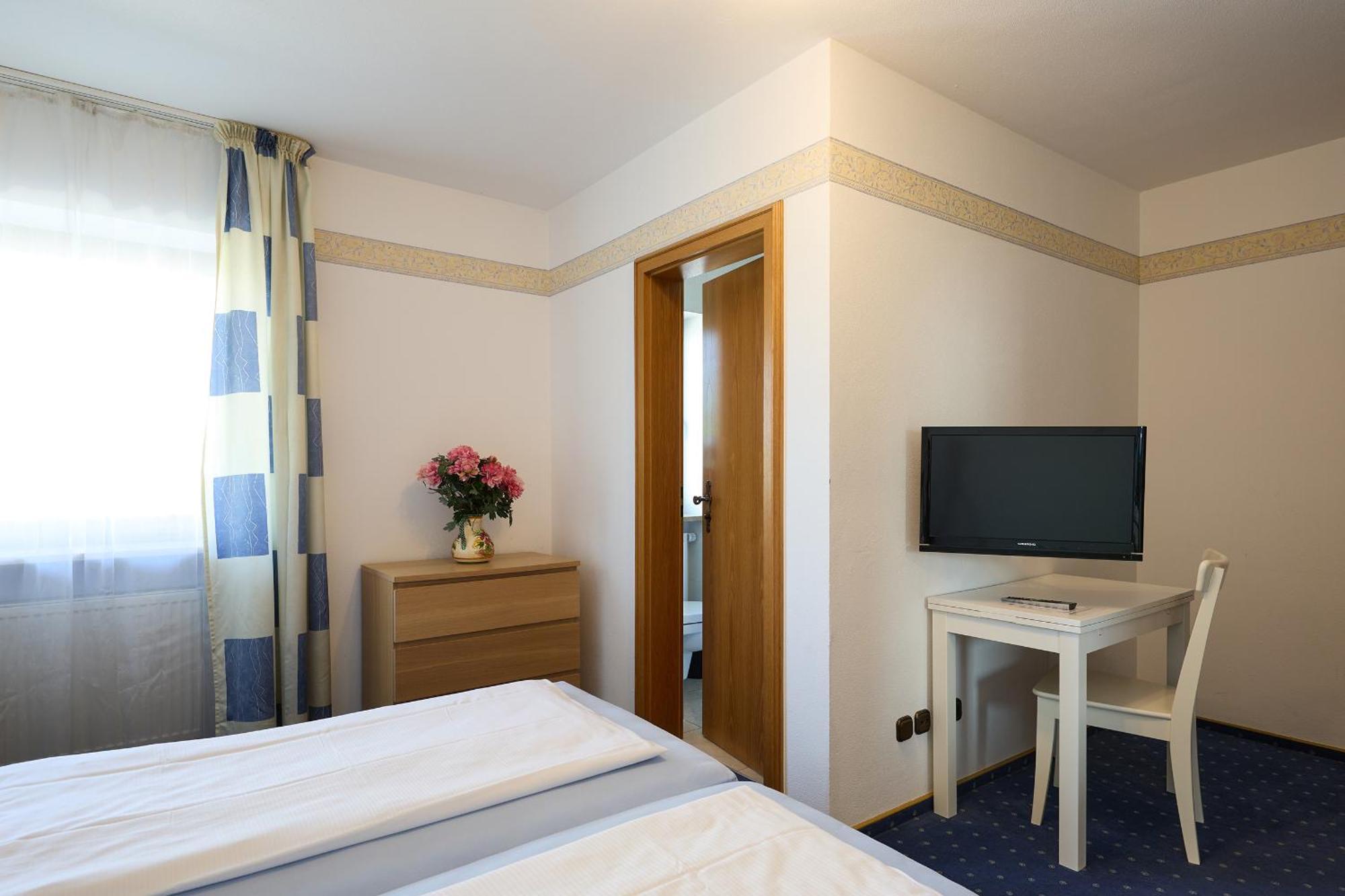 Guest house Garni Demmel Bruckmuhl